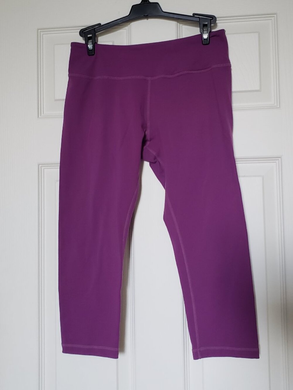 Lululemon Women's Wunder Under Cropped Purple Leggings - Size 8